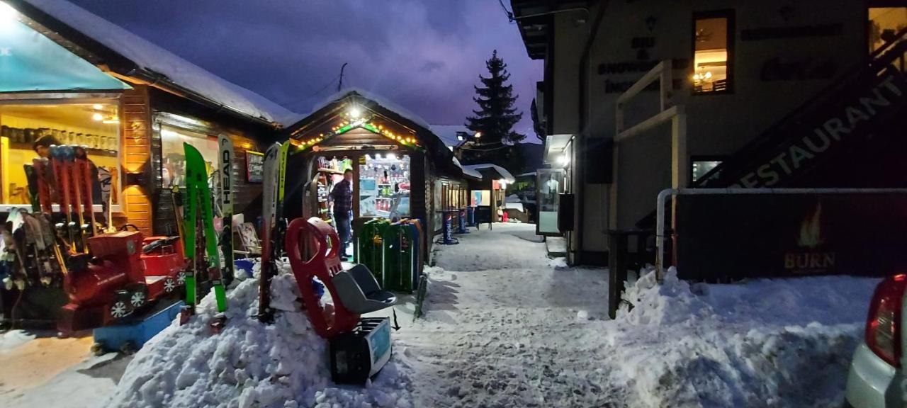 Kalinderu Skier'S Apartament Bellevue Buşteni Exterior foto